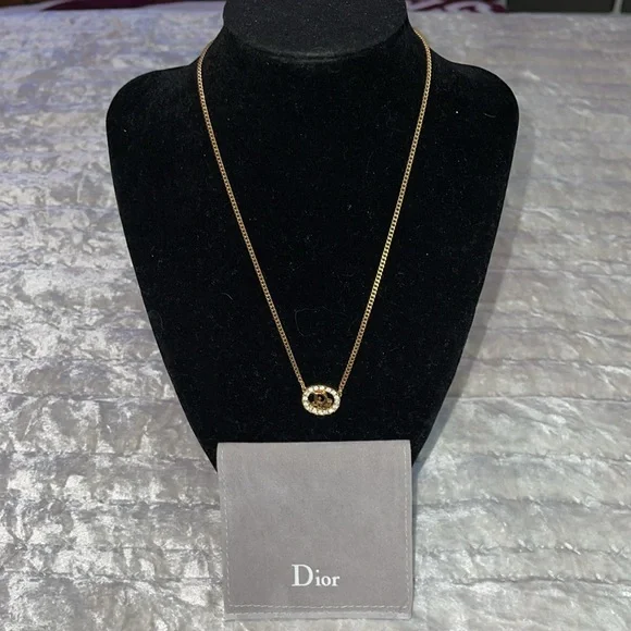 🛑SOLD🛑Christian Dior preloved diamond necklace excellent condition size 8”Long - Picture 1 of 7